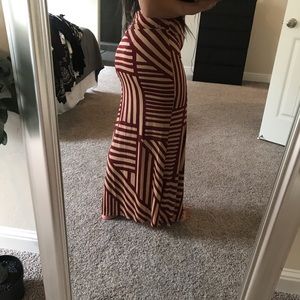 Slit long skirt